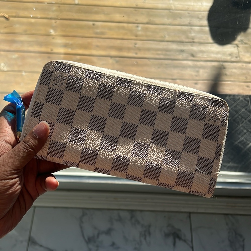 LV white signature wallet